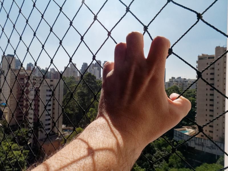 Redes de segurança em prédios em Fortaleza
